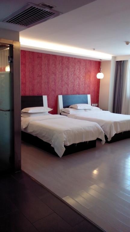 Fairyland Hotel Dongfeng Plaza Куньмін Екстер'єр фото