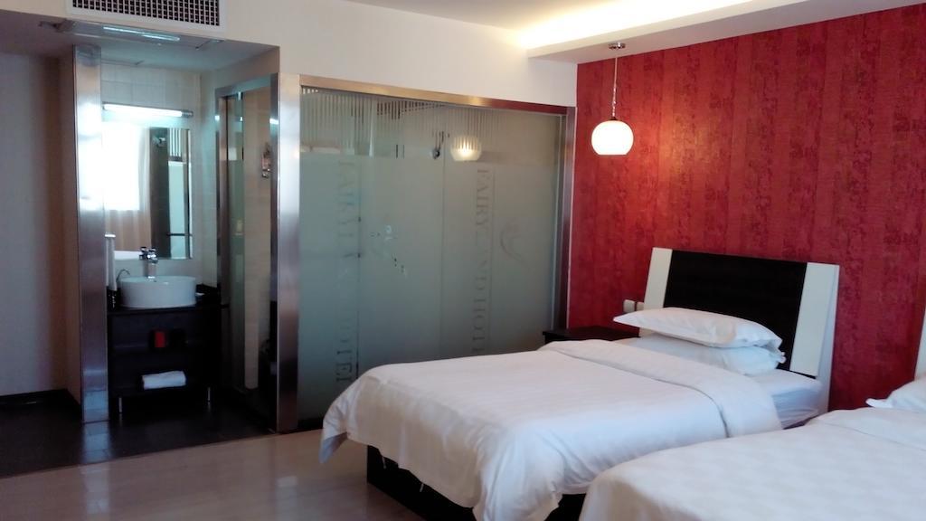 Fairyland Hotel Dongfeng Plaza Куньмін Екстер'єр фото